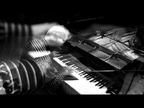 Nocturne, Op. 9, No. 2, by Chopin (Christopher Kypros pianist)