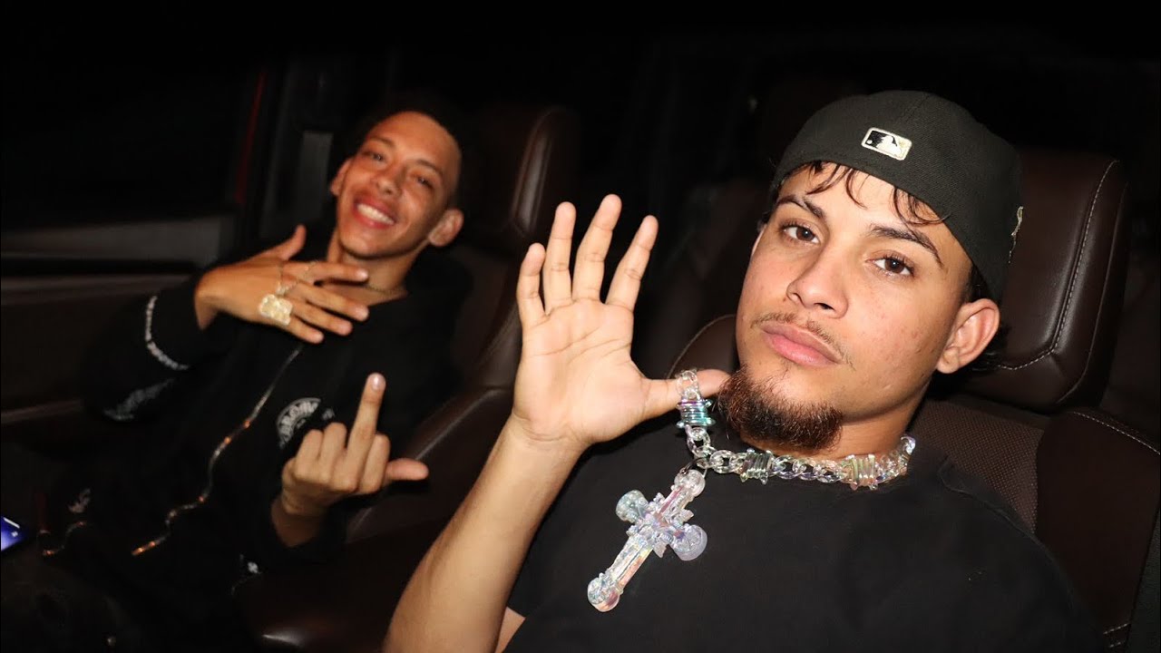 Reggie x Lil Chrizz – Adelantao Al Tiempo (Video Oficial)