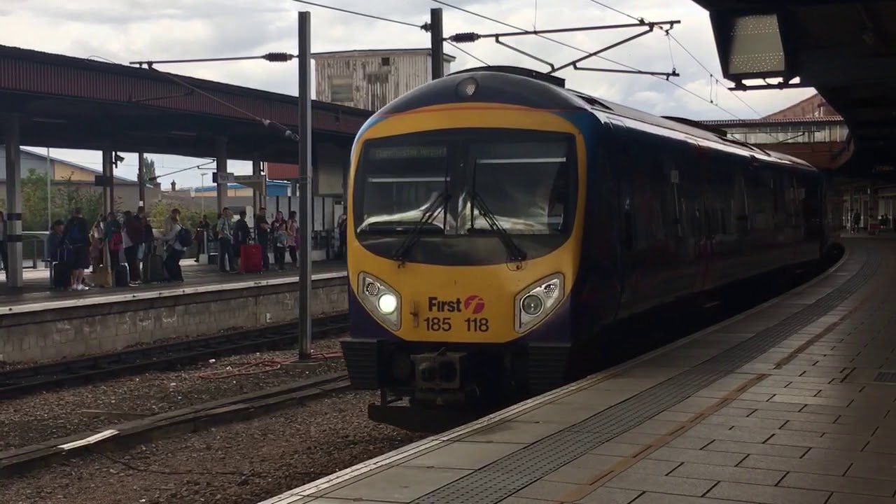 transpennine-express-185118-at-york-from-middlesbrough-to-manchester