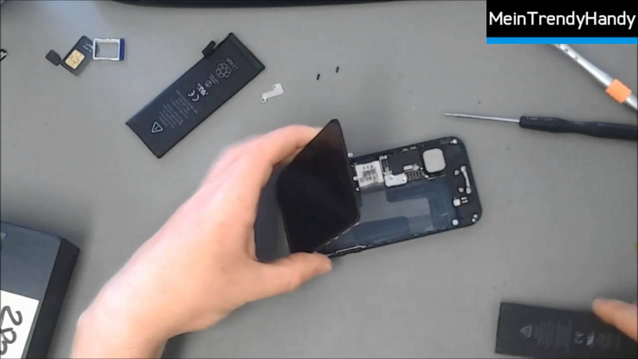 iPhone 5 Akku wechseln - YouTube