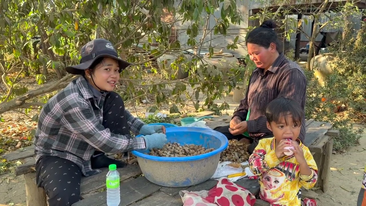 I bought some palm sugar juice this morning