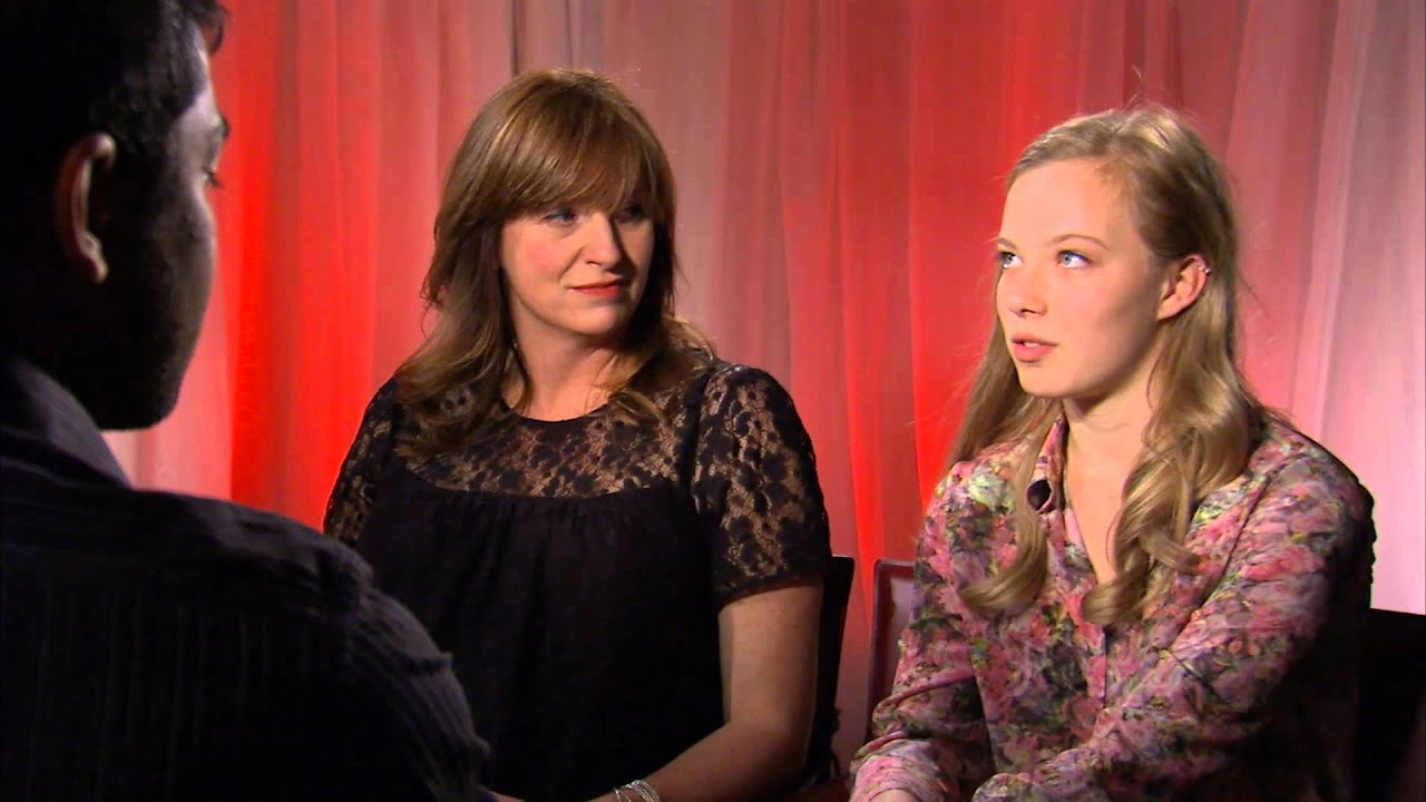 ザスキア ローゼンダール Saskia Rosendahl レビュー リスト 新作情報 Dvd