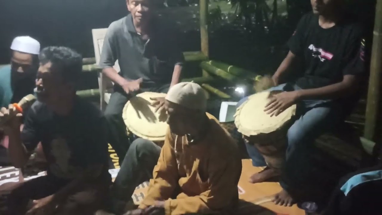 NEMBEKETEMU ,bersama Reog obrog Cikakak