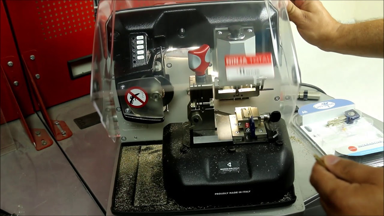 Key Line Ninja duplicate MUL T LOCK Interactive key - YouTube
