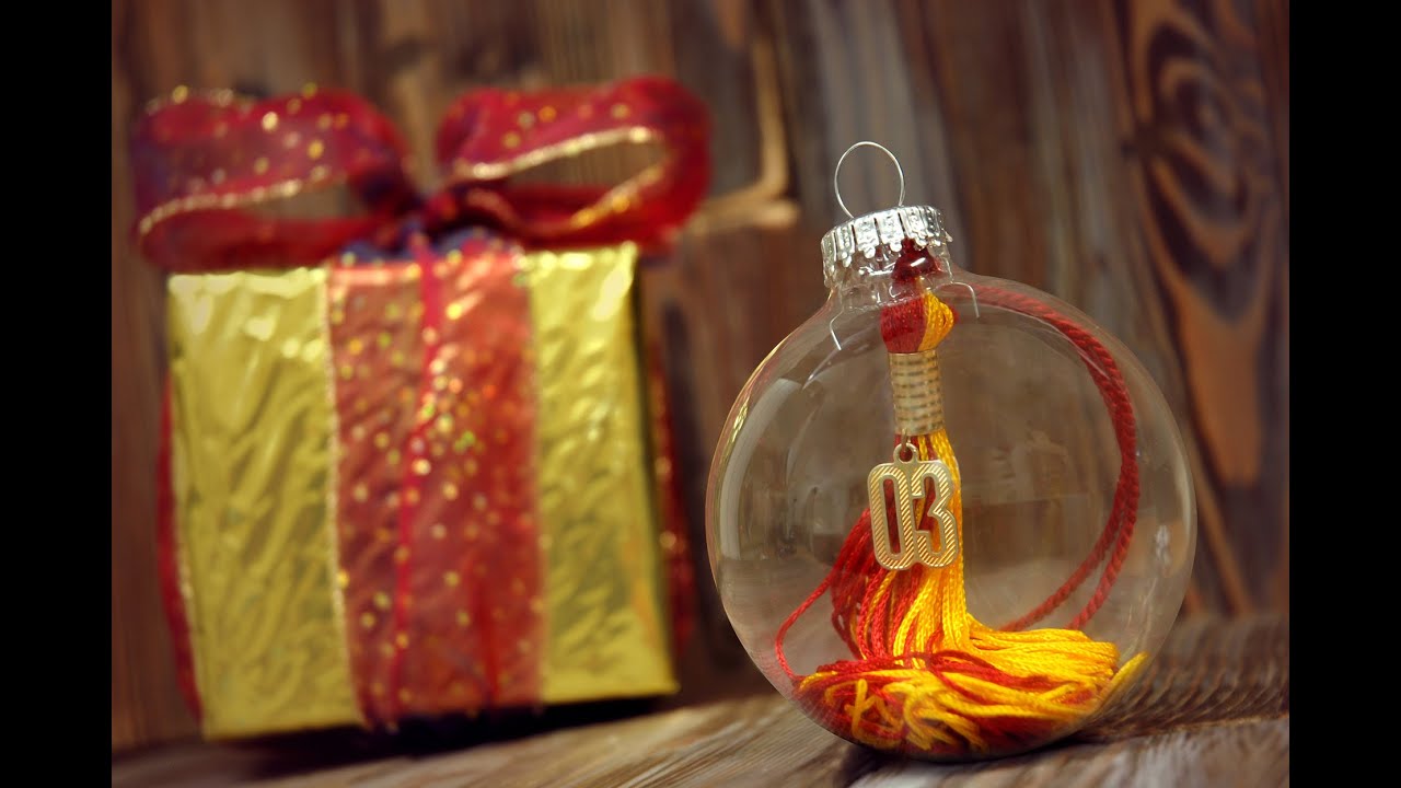 How to Make a Graduation Tassel Christmas Ornament 