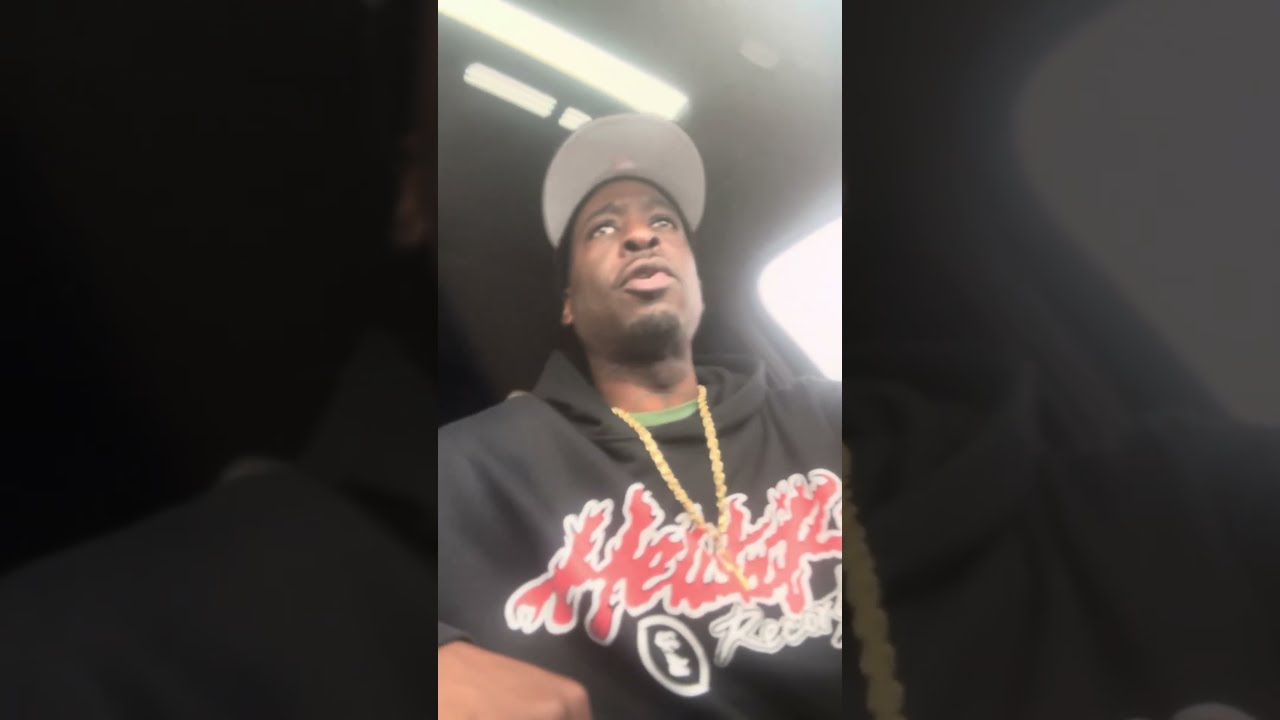Frawger Has An Message For B Brayz Nojumper Comptonriccroc Bbrayz Jhood