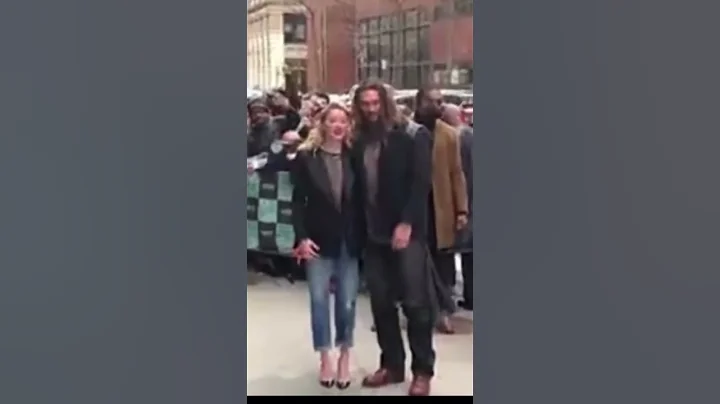 jason momoa pushes amber heard away?! - DayDayNews