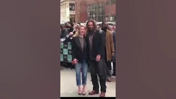 jason momoa pushes amber heard away?!
