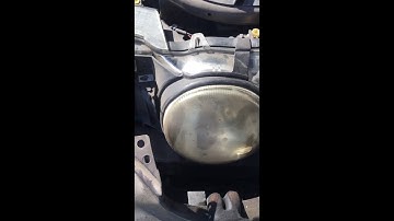 How To:  Remove Jaguar S-Type Headlamp