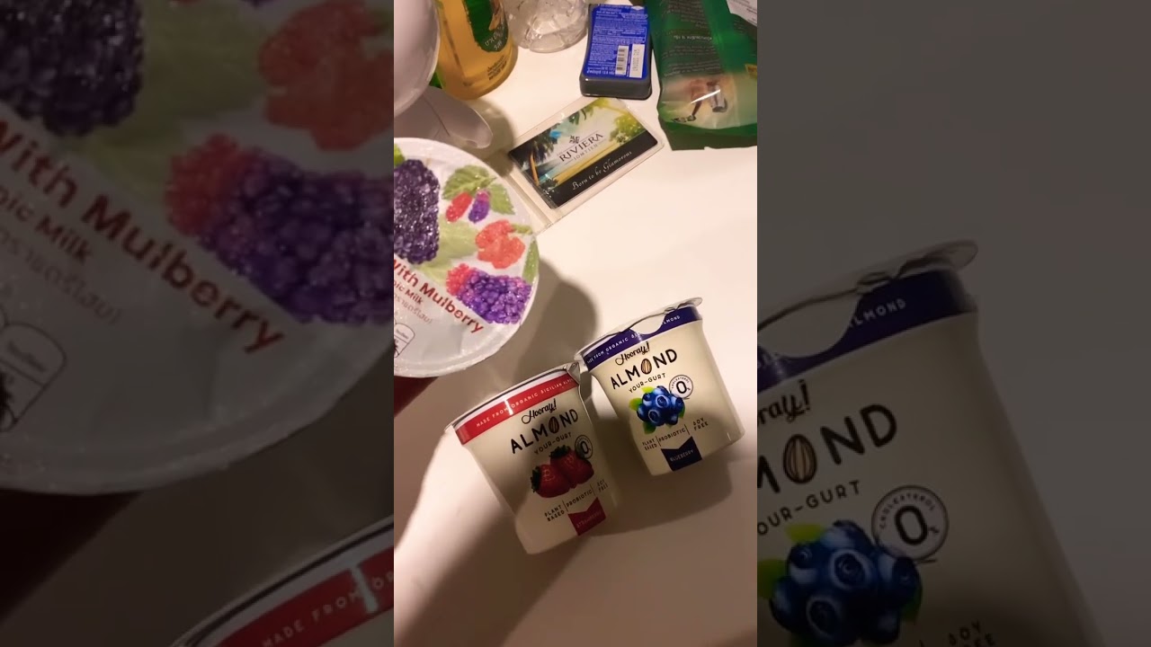 Йогурты. Магазин в Терминале 21.