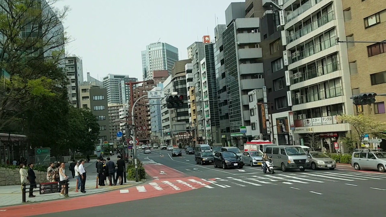 Jalan di Bis Kota Sakura Osaka, Jepang (Osaka City Tour, Japan) 