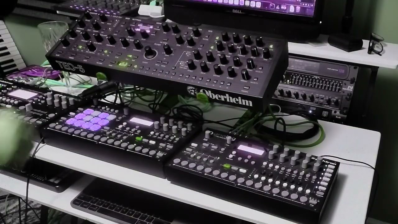 Short Techno Set w/ [Oberheim TEO-5, Analog Four, Analog Rytm, Octatrack]