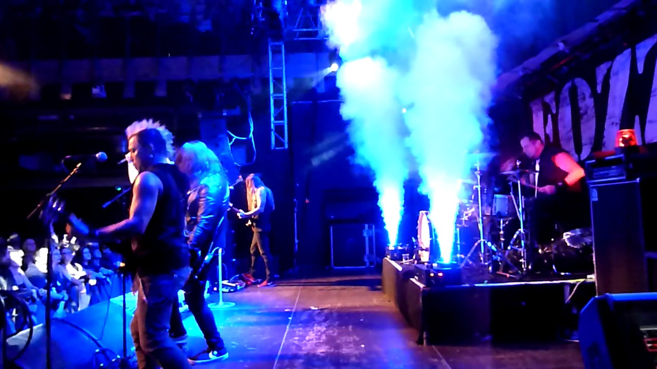 Fozzy 'Lights Go Out' 2.11.17 Live In London. YouTube