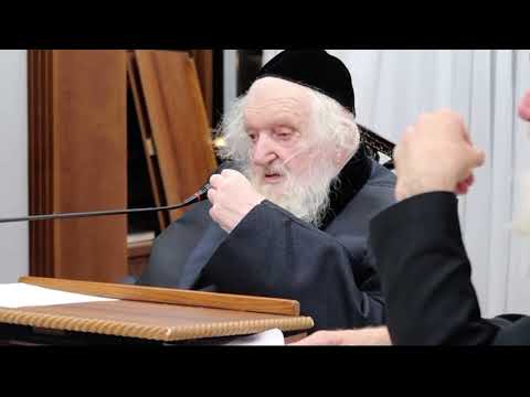 כ"ק גאב"ד ירושלים הגר'מ שטרנבוך במסר לאברכי הכולל שבנשיאתו "צריך לעשות סעודה על כל הלכה"