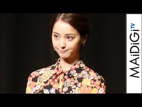 佐々木希、花柄プリーツワンピで比嘉愛未＆ミムラと秋の装い　映画「カノン」完成披露試写会1