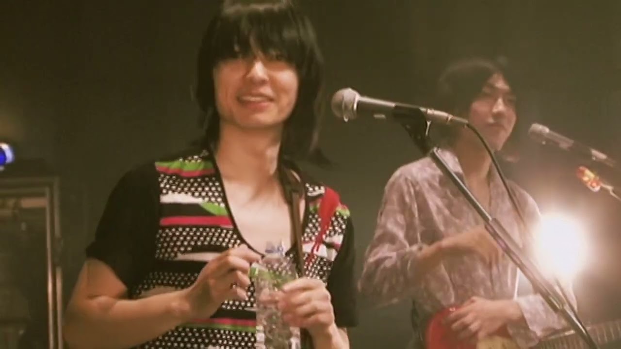 ◆フジファブリック参加 中古CD「競演」 フジファブ、アジカンと競演中にアルバム発表 - 音楽ナタリー