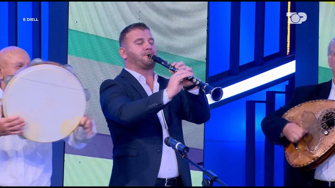 Kaba LIVE! Pogonishtja dhe vallja e krushqve, Grupi i Myzeqesë ndezin studion e Pa Filtra