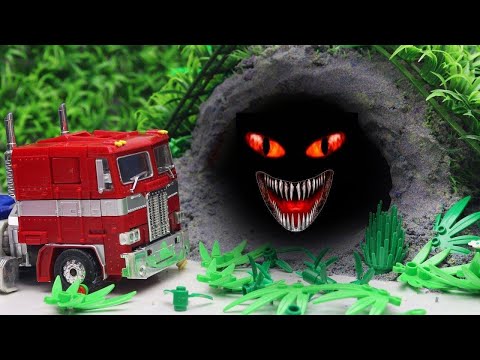 Transformers Stop motion - Optimus Prime, McQueen & Tobot Robot Car Toys Dinosaurs in the cave!
