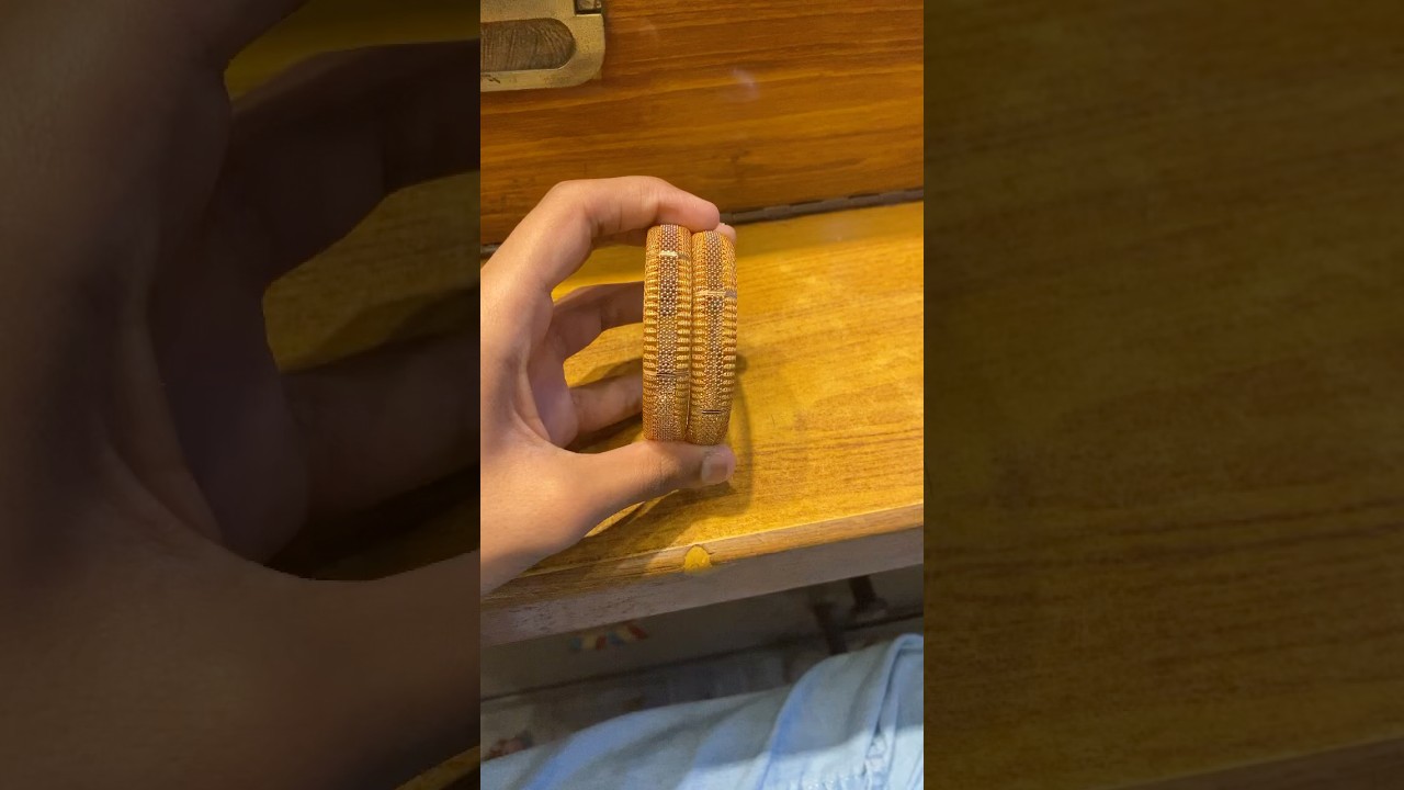 Gold Bangles / RST Official Gold / 