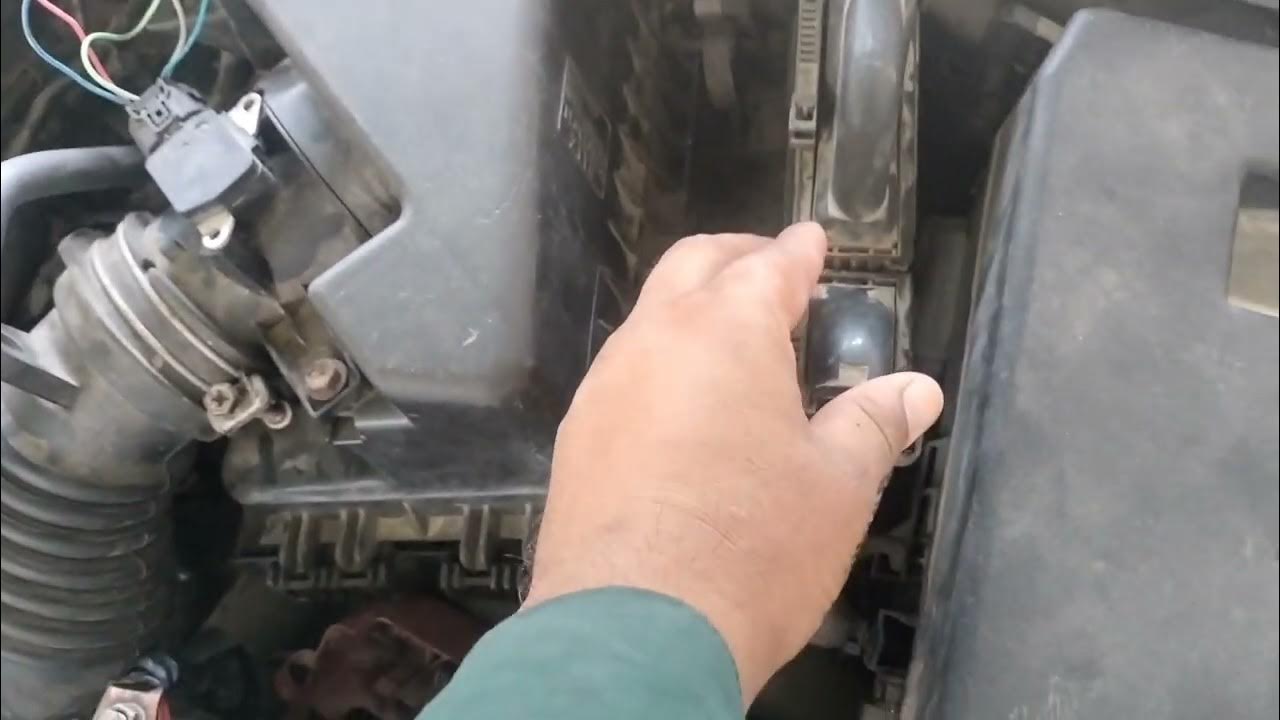 #toyota Corolla Gli Warning Light On Code P0123 P0328 Problem - YouTube