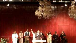 TOTAL PRAISE... with Pastor Donnie McClurkin chords