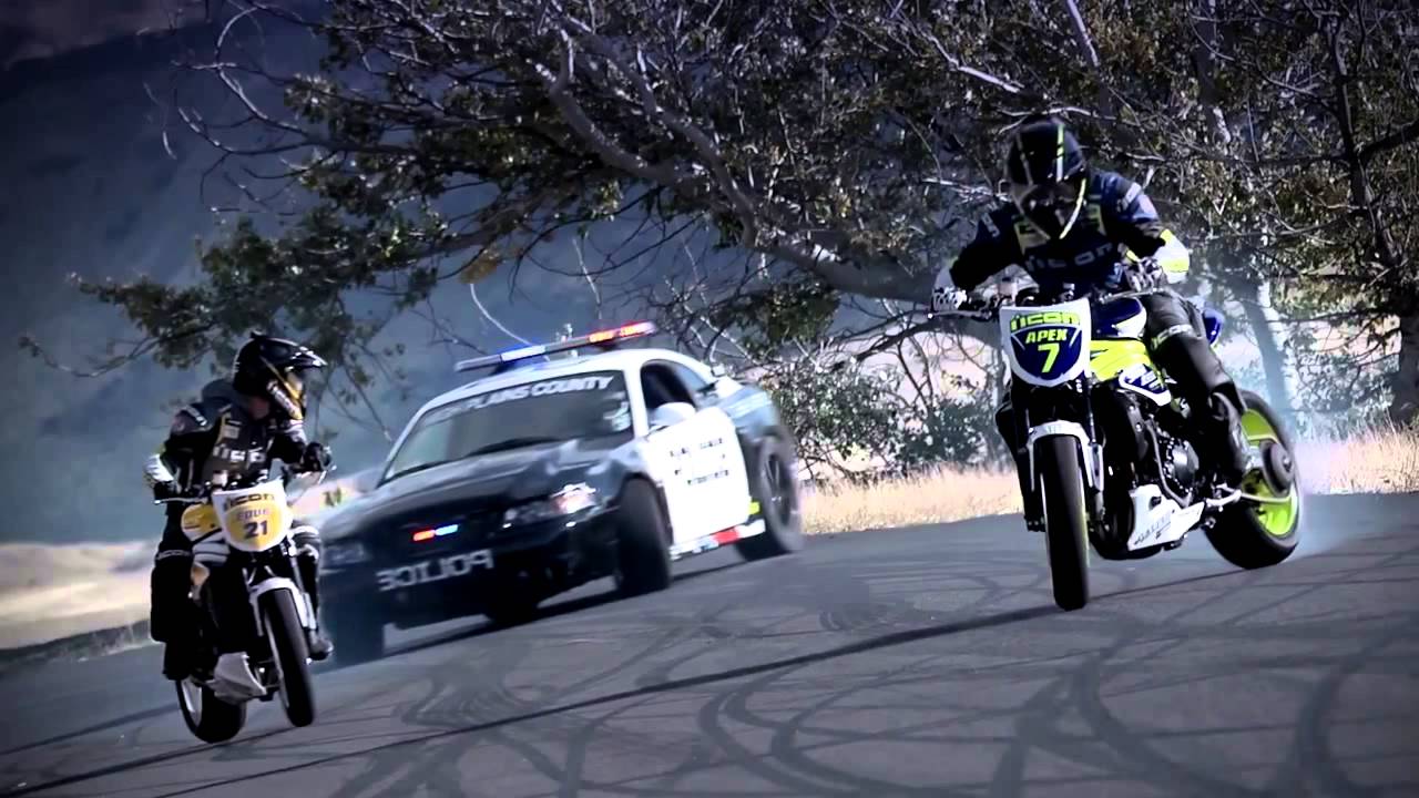 INCREDIBLE!!!!!!!!!!!! Police chase bikes, incredible Motorcycle ...