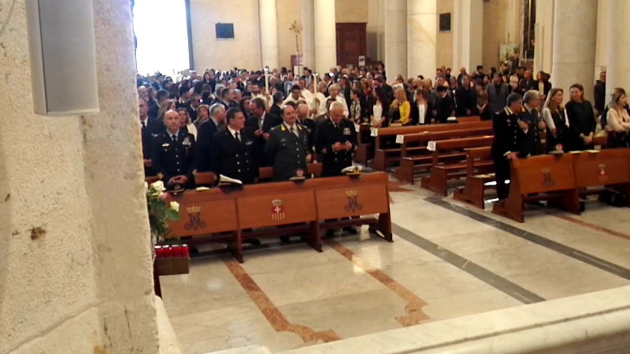 Eccomi (Frisina) Basilica di Bonaria Coro Militare Interforze Sardegna