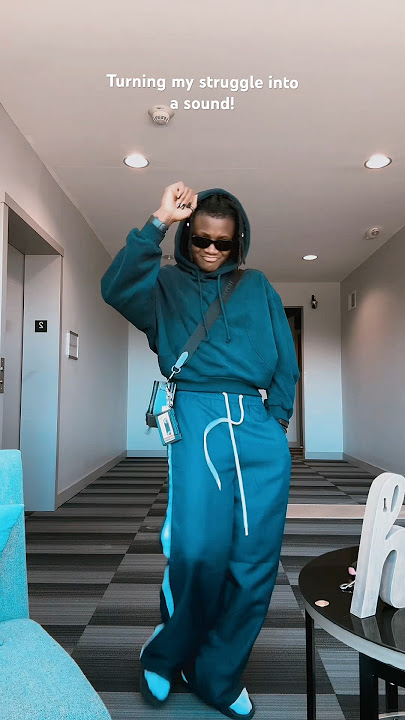 FASHION | DOG | FOOTBALL | LIFESTYLE | SOUND | #uchennakanu #womensfootball #trendingvideo #ukan29