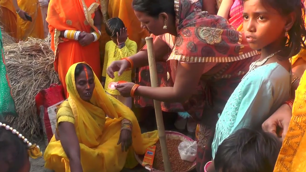 गांव देहात के देहाती अंदाज में मटकोर गारी गीत Rp Bhojpuriya 