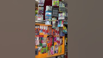 Get ready to organize your life with our colorful stationery store! 🌈📚🖍️