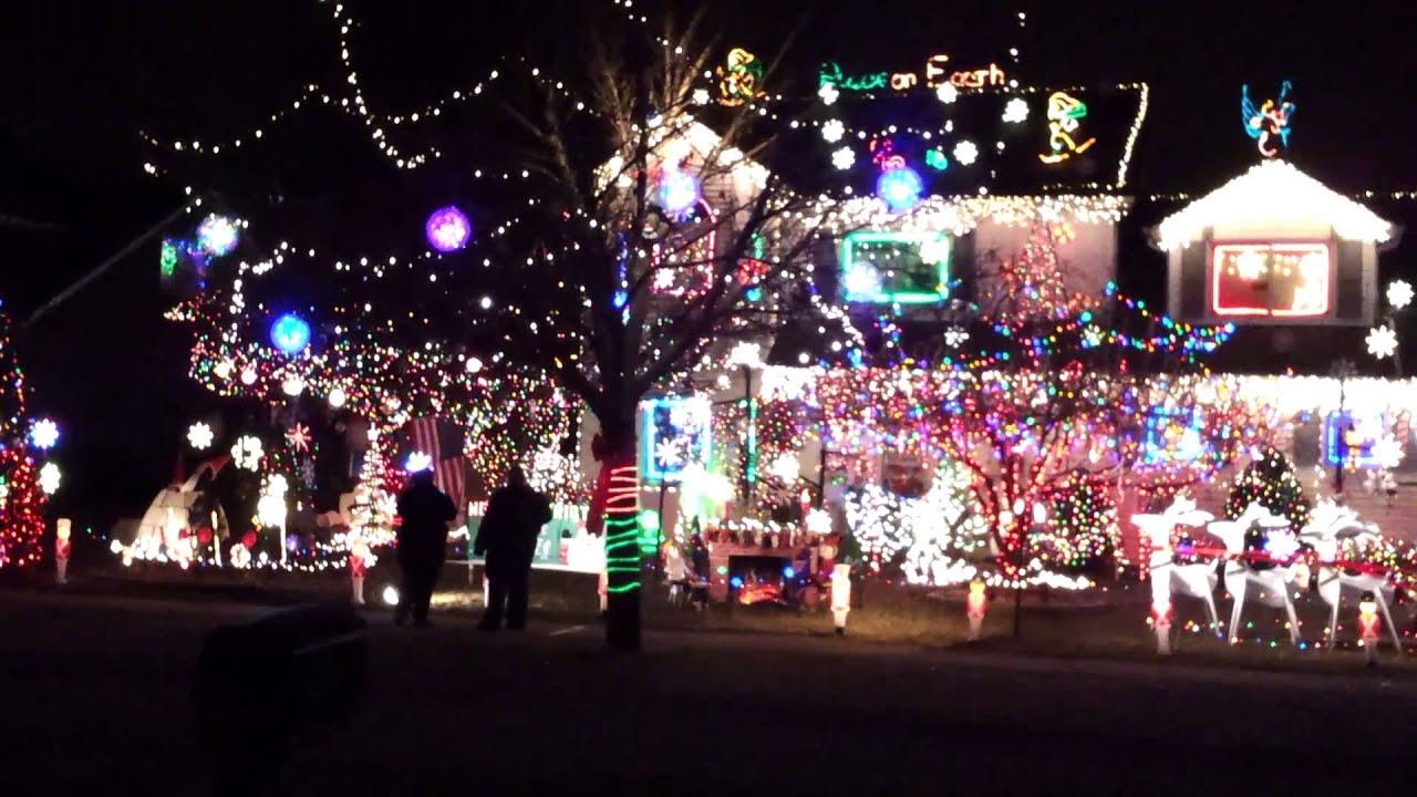 christmas lights at bolingbrook house youtube promenade bolingbrook christmas lights