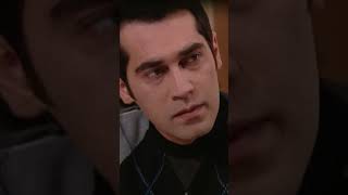 Ferhunde, Şevketi Küçümsüyor - Yaprak Dökümü