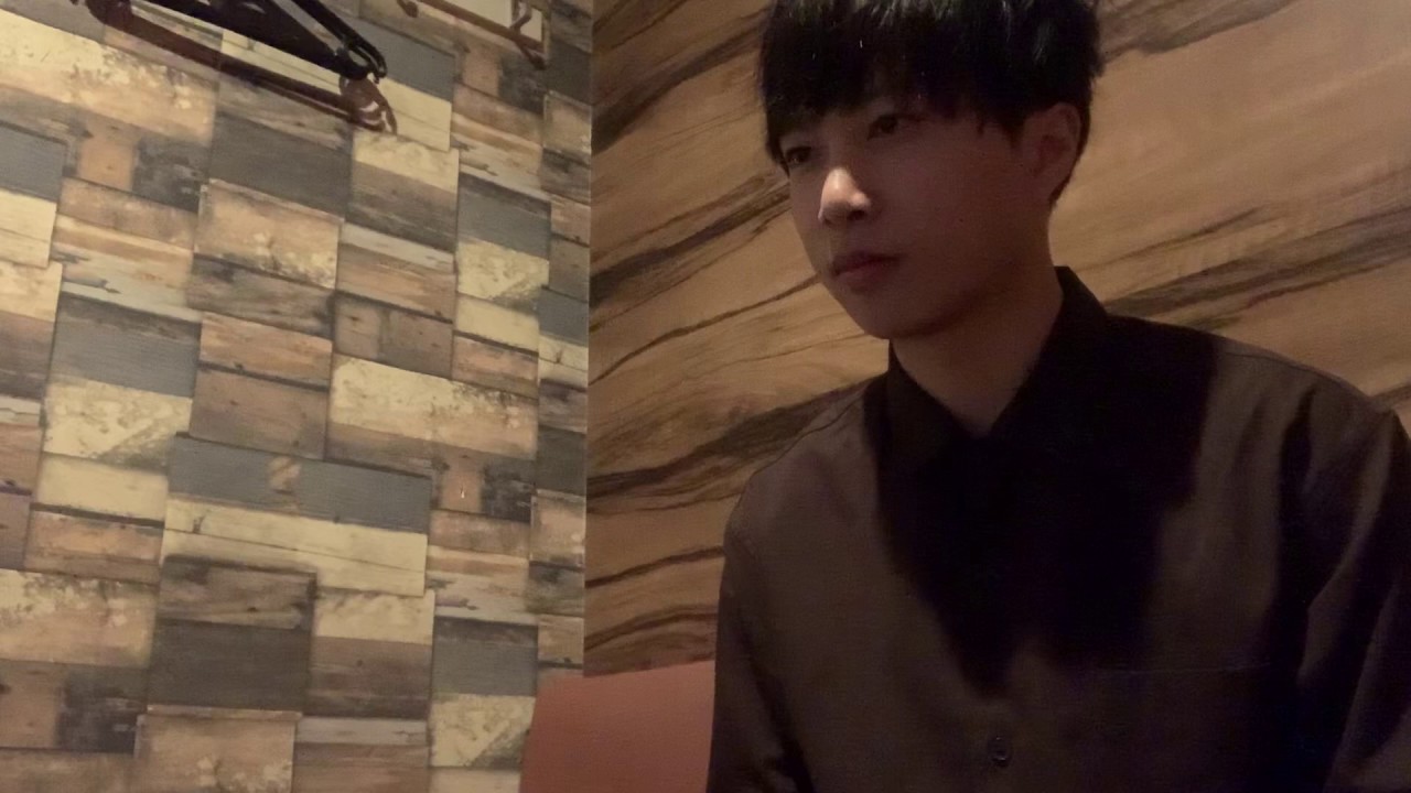 改札の前つなぐ手と手 ネタ Youtube