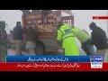 Snowfall continues in 3 rd days . as live report for suno news | Journalist Fatah Ullah
