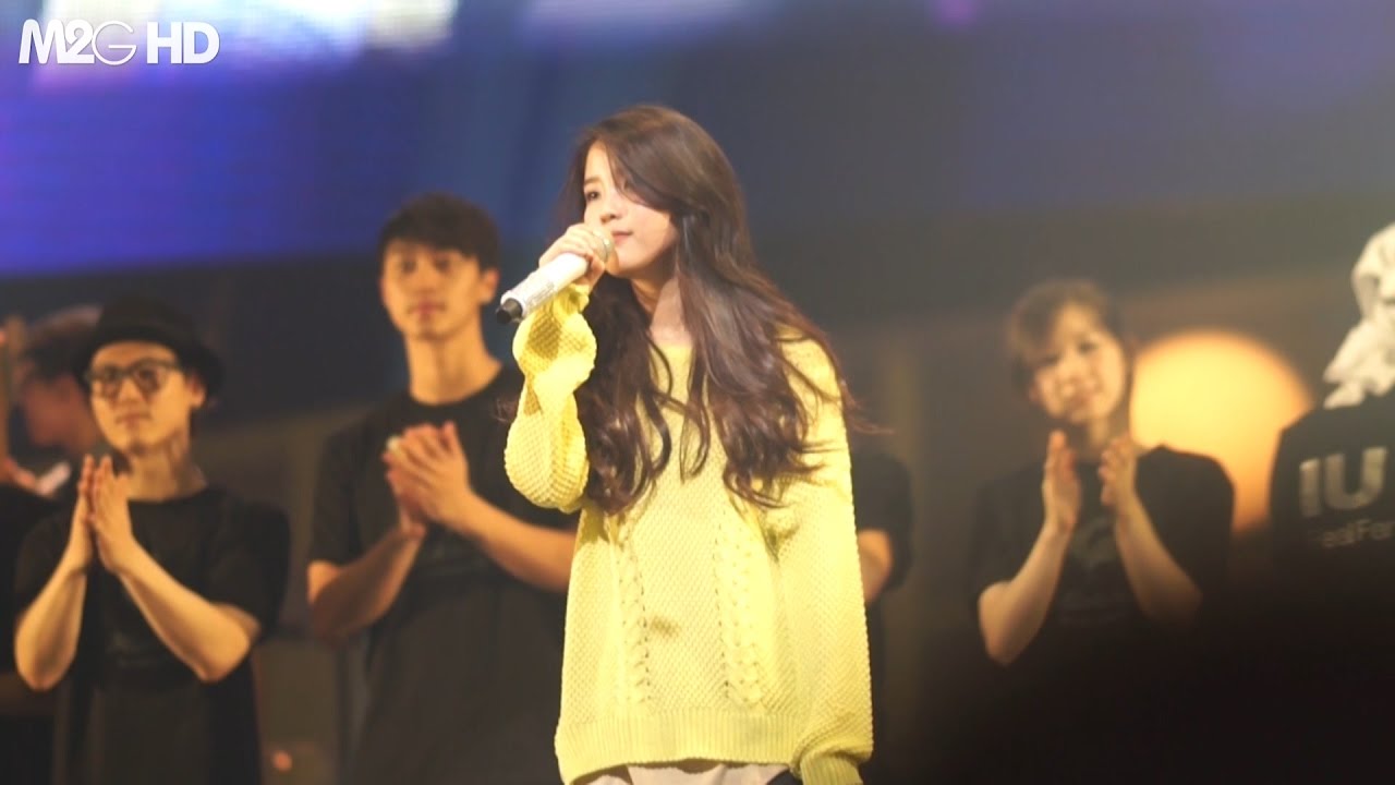 [직캠] 120602 Real Fantasy - 아이유 ( 사랑을 믿어요 )