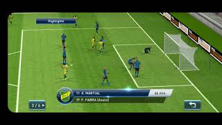 Anthony Martial scores with a brilliant bicycle kick 👏🏻