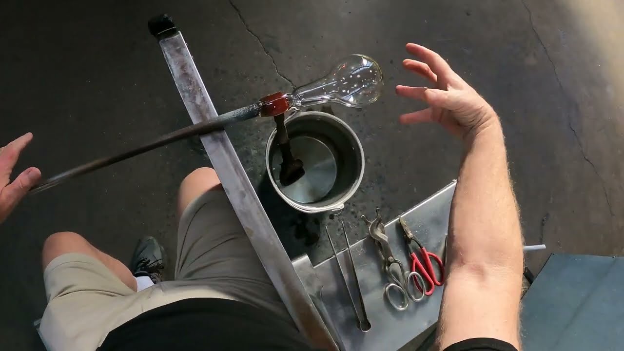 Bill Gudenrath POV CAM | Roman Bottle with Wrap and Handle - YouTube