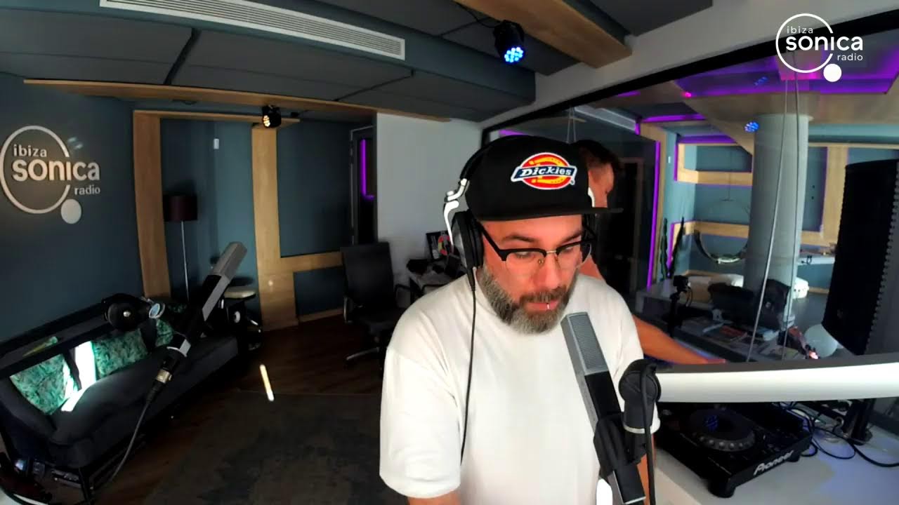 TOM ZETA - SUPERSONICOS - 1 JUN 2022