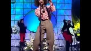 Outkast - Hey Ya! (Live @ TOTP in November 2003)