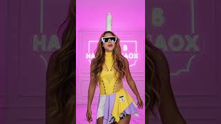 Trying to dance sexily like Shakira.#shakira HAHAHA Box