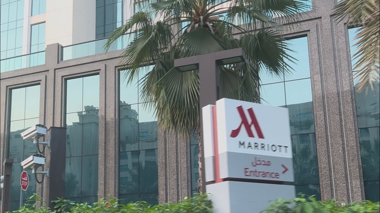 Early morning in Dubai 🌅 class at Marriott Resort Palm Jumeirah Dubai 7AM 