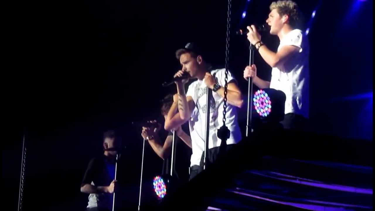 Change My Mind Live -  One Direction Adelaide 23rd September 2013