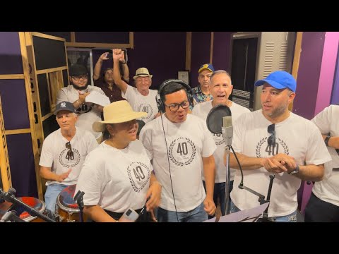 Caminando - Homenaje a Rubén Blades en la celebración de “Los 40 del Guach”