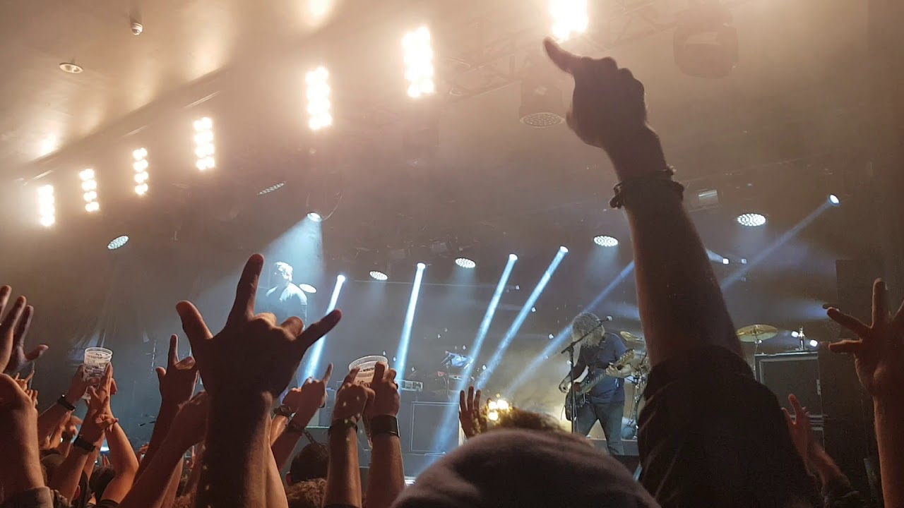 DEFTONES live GUADALAJARA 2017 YouTube