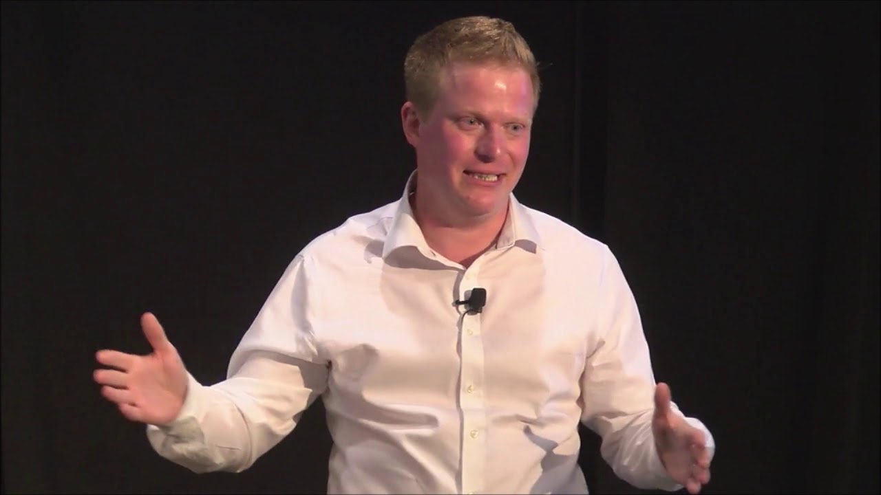 Keith Whatling's PowerApps journey at Arriva London - #BizAppsSummit ...
