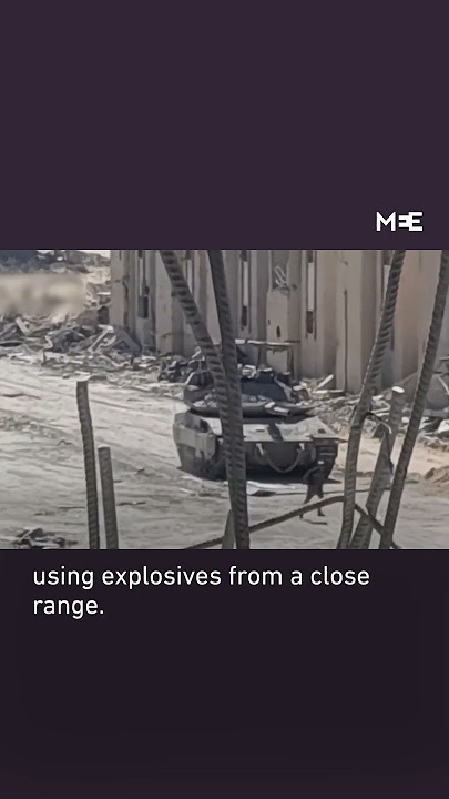 Al-Qassam Brigades fighters destroy Israeli tank from close range