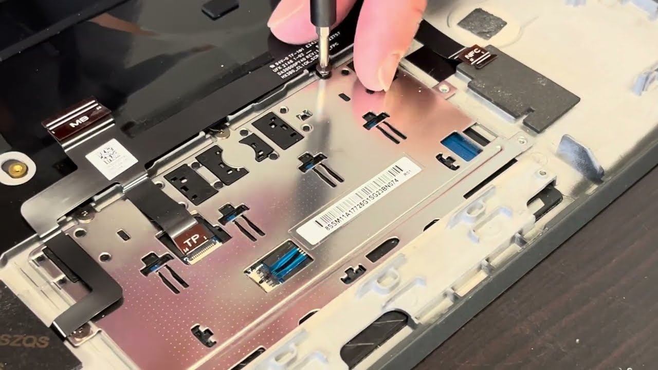 Lenovo ThinkPad X13 Gen 2 laptop. Easy teardown. Replace or
