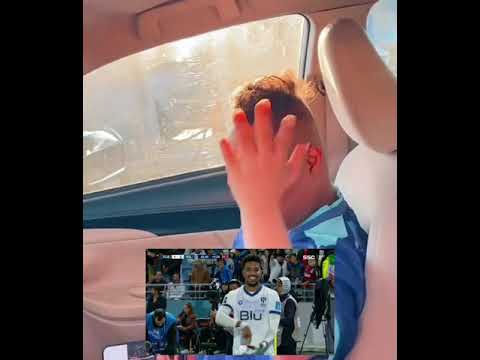 انا مو قاهرني الا اني مانزلت صورتي واستلمتوني ذبات الا من ورا الي بالفيديو