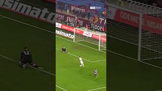 Pedro Malheironun Ceza Sahası Dışından Ü