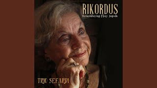 Download Lagu Las Tiyas MP3